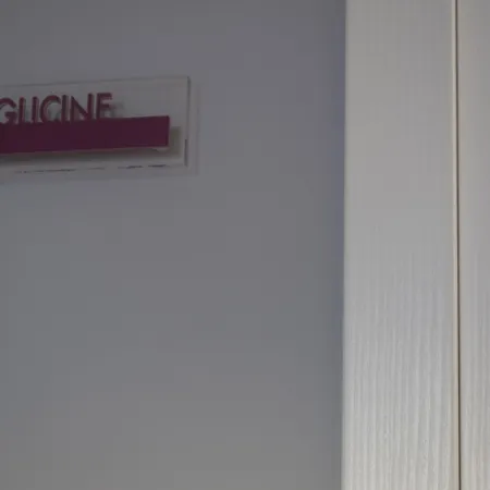 Alojamento de Acomodação e Pequeno-almoço L'angolino 4*