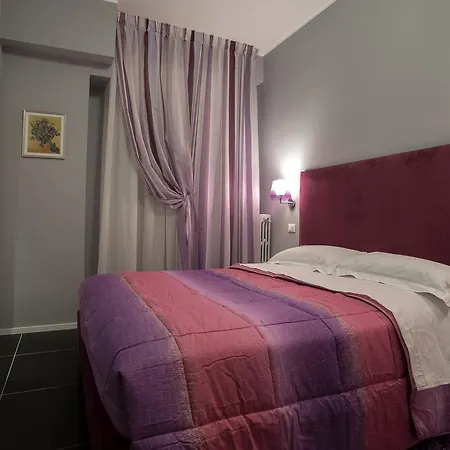 Alojamento de Acomodação e Pequeno-almoço L'angolino 4*